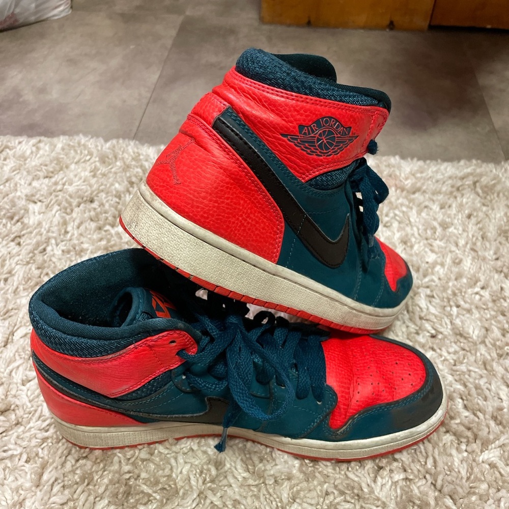 Nike Air Jordan 1s
Russel Westbrook retro